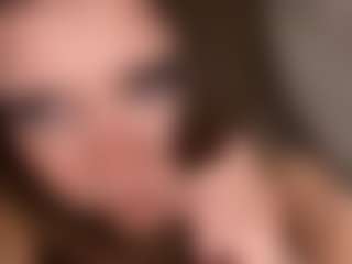 Live cam show with Lora - Tittyfuck on Camsoda