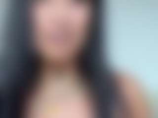 caroladrago MILF webcam performer live streaming