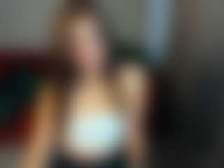 Live cam show with Caroline - Sex on Camsoda
