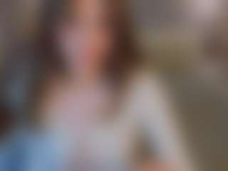 Live cam show with Caroline - HD Brown Hair on xxxlivecams.org