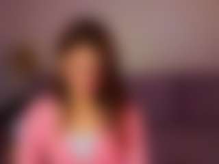 Live cam show with Caroline - Fit on Mixed Magazine Live