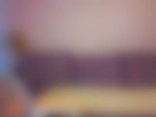 Live cam show with Caroline - Bedroom on Dolls Live