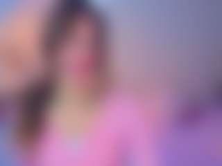 Spettacolo in cam dal vivo con Caroline - Bedroom Teen (18+) su Camsoda
