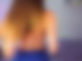 Live cam show with Caroline - Body Massage on live18s.com