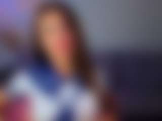 Live cam show with Caroline - College Brown Hair on intimatelivegirls.com