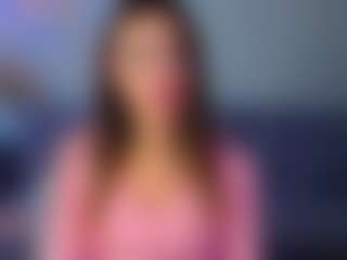 Live cam show with Caroline - Moaning on Porn Luv