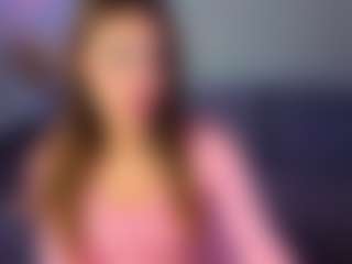 Live cam show with Caroline - Camel Toe on anonymated.com