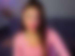 Live cam show with Caroline - Green Eyes on LiveSexCams6