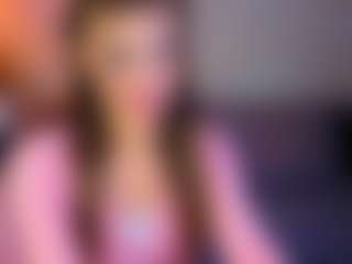 Live cam show with Caroline - Camel Toe on infinitiblacc.com