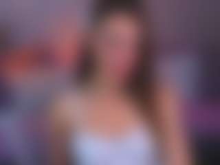 Live cam show with Caroline - Small Tits Brown Hair on Nude Chat * 1 On 1 Webcam Sex * Live Cam Show