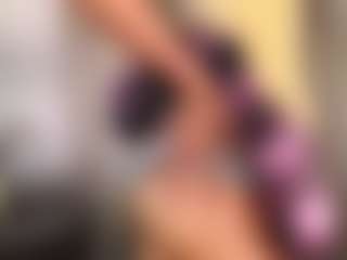 Live cam show with DrewAlmanza - Young Adult on Camsoda