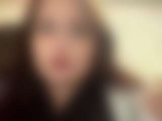 Live cam show with EmmaSheets - Green Eyes on Soda Cam
