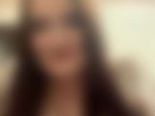 Live cam show with EmmaSheets - Brown Hair on live18s.com