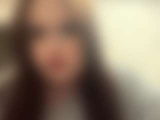 Live cam show with EmmaSheets - Blue Eyes on Livezox