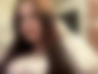 Show en direct avec EmmaSheets - Bikini sur Camsoda
