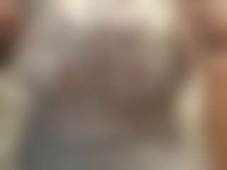 Live cam show with EmmaSheets - Athletic Shaved Pussy on luckytryst.com
