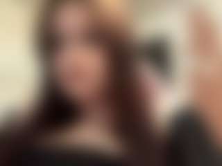 Spettacolo in cam dal vivo con EmmaSheets - Athletic Strip su Camsoda