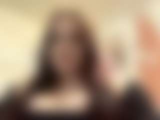 Live cam show with EmmaSheets - College Brown Hair on Camsoda