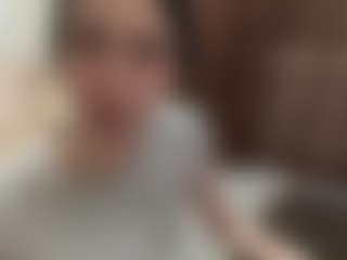 EvitaSarconi's Live Sex Cam Show