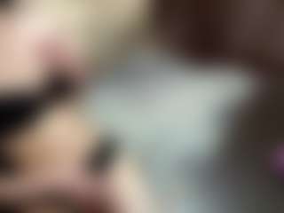 EvitaSarconi's Live Sex Cam Show