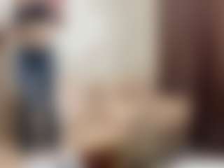 Live cam show with EvitaSarconi - Facial Piercings on Camsoda