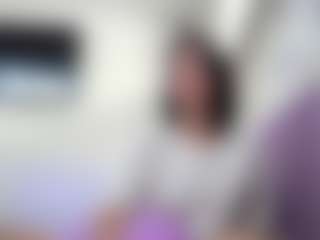 Live cam show with HenriettaRiske - White on makecum.org | germany