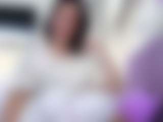 HenriettaRiske's Live Sex Cam Show