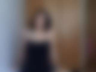 HenriettaRiske's Live Sex Cam Show