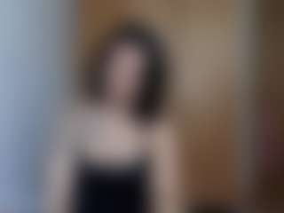 HenriettaRiske's Live Sex Cam Show