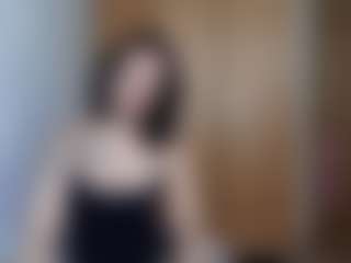 HenriettaRiske's Live Sex Cam Show