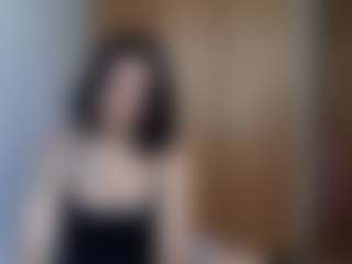 HenriettaRiske's Live Sex Cam Show