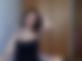 HenriettaRiske's Live Sex Cam Show