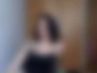 HenriettaRiske's Live Sex Cam Show