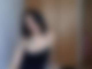 HenriettaRiske's Live Sex Cam Show