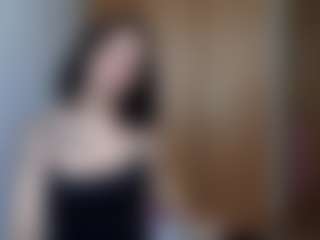 HenriettaRiske's Live Sex Cam Show