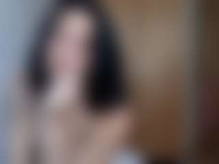HenriettaRiske's Live Sex Cam Show
