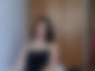 HenriettaRiske's Live Sex Cam Show