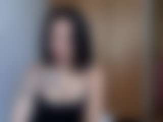 HenriettaRiske's Live Sex Cam Show