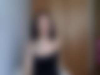 HenriettaRiske's Live Sex Cam Show