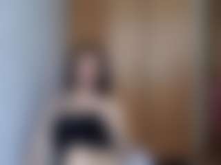 HenriettaRiske's Live Sex Cam Show