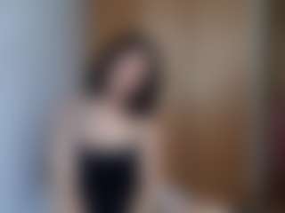 HenriettaRiske's Live Sex Cam Show