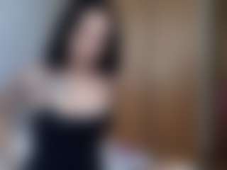 HenriettaRiske's Live Sex Cam Show