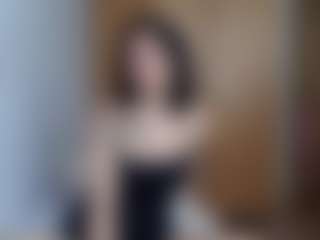 HenriettaRiske's Live Sex Cam Show