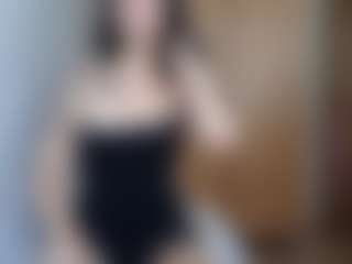 HenriettaRiske's Live Sex Cam Show