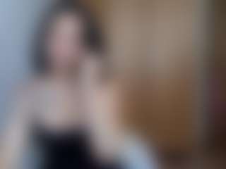 HenriettaRiske's Live Sex Cam Show