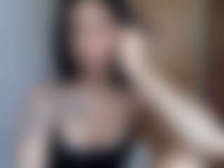 HenriettaRiske's Live Sex Cam Show