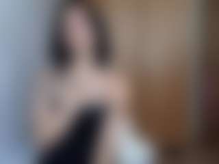 HenriettaRiske's Live Sex Cam Show