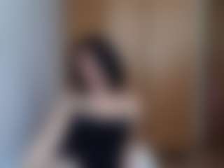 HenriettaRiske's Live Sex Cam Show