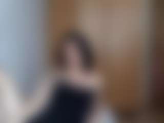 HenriettaRiske's Live Sex Cam Show