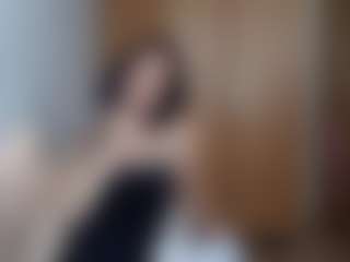 HenriettaRiske's Live Sex Cam Show